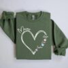Custom Mama Heart Sweatshirt - Personalized Mom Name Crewneck 4 Custom Mama Heart Sweatshirt - Personalized Mom Name Crewneck 4